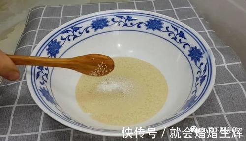 生煎馒头|蒸发面馒头,加入3克酵母,馒头掌握以上做法,吃着劲道又松软