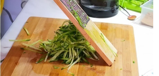 萝卜饺子|原来这才是萝卜饺子最好吃做法，调馅是关键，萝卜没异味还格外鲜