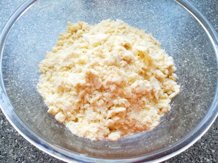 香蕉蔓越莓司康，香蕉和蔓越莓风味浓郁，做零食很棒