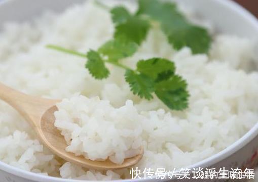 电饭锅|难怪米饭不好吃，你用冷水还是热水？一开始就做错了