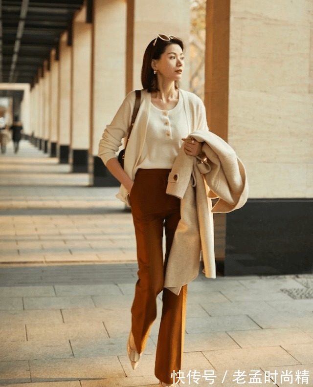 裙装|女人一旦过了40岁,穿衣尽量以“体面”为主