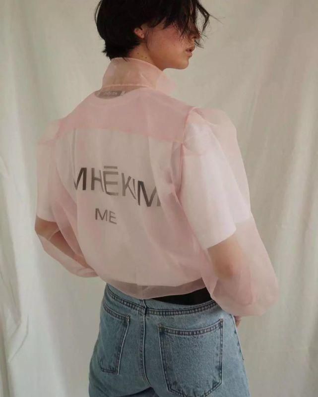 衬衫+衬衫，裙子+裙子…春天流行这样穿，火了！！