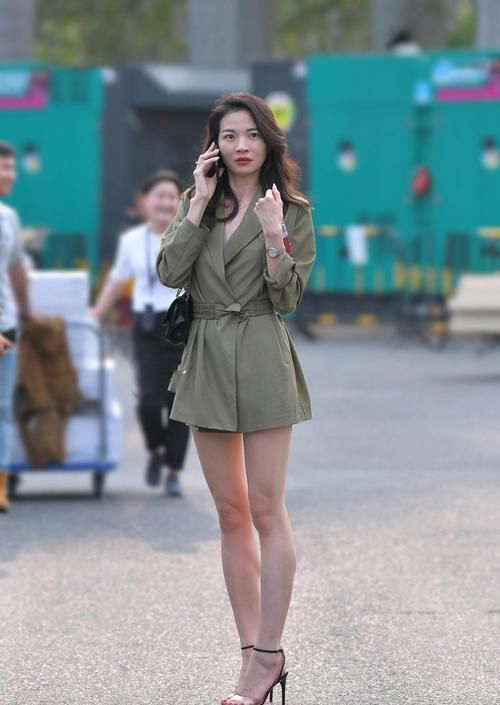 清凉又少女的彩色连衣裙,一秒秀出好身材,时髦精必备!