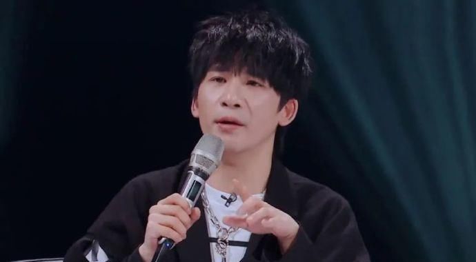 湖南卫视|《谁是宝藏歌手》江美琪再唱经典,王源点评“好声音”金池-没有击中我