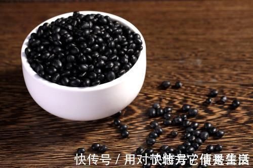 葡萄干|患了糖尿病的人,5种食物需要忌口,血糖才能慢慢降下来