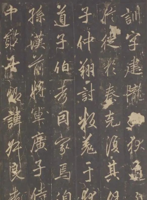 书法&行书入碑的代表作!李邕这卷作品,梁启超评:有龙跳虎卧之姿