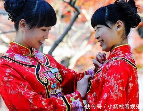 母亲|父亲上联: “幼儿岁岁添新衣”, 神童巧对下联, 母亲拍手叫好!