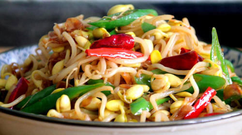  这12种烹饪技巧掌握了，你也可以给家人做一桌子美味家常菜