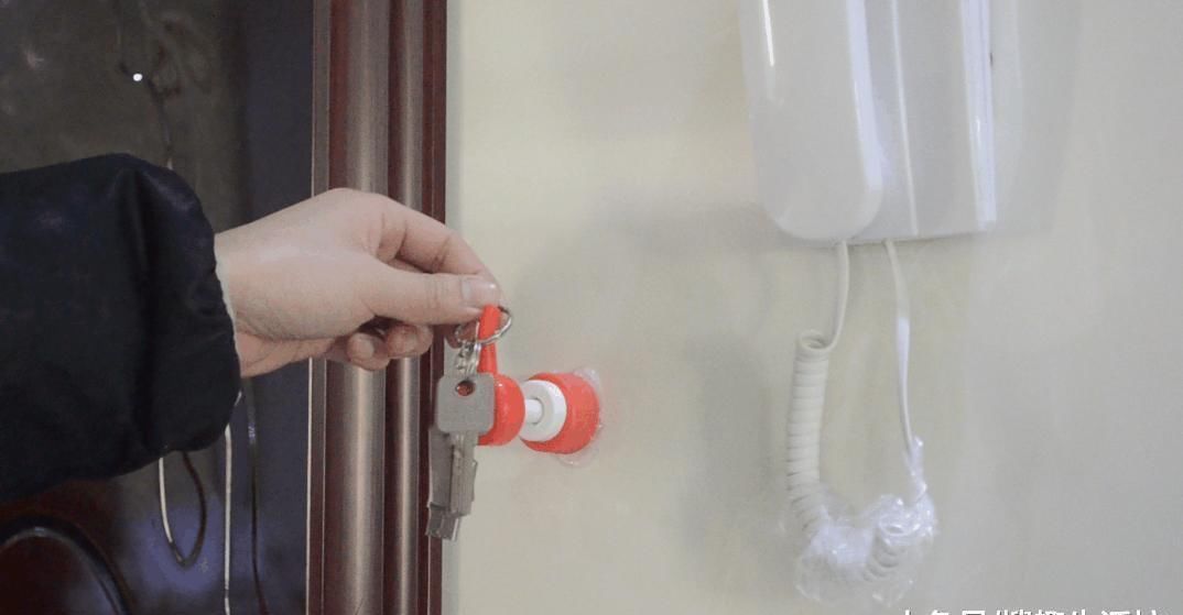 妙用|洗洁精上按压喷头别扔了, 这样改造放家里太实用了, 家家户户都需要