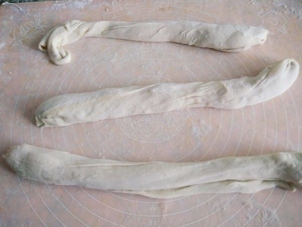 烙饼为什么发干发硬大多人以为用开水烫面,抹很多油,其实错了