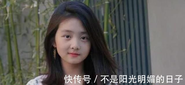 有種逆襲叫曹格女兒，曾被吐槽像蠟筆小新，褪去嬰兒肥后卻很漂亮
