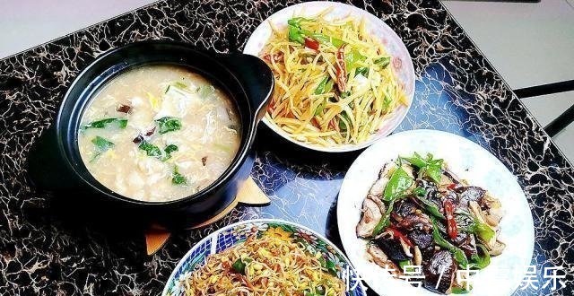 看看我花1小时做的晚餐,成本10元钱,做了4道菜,全家吃得肚子圆