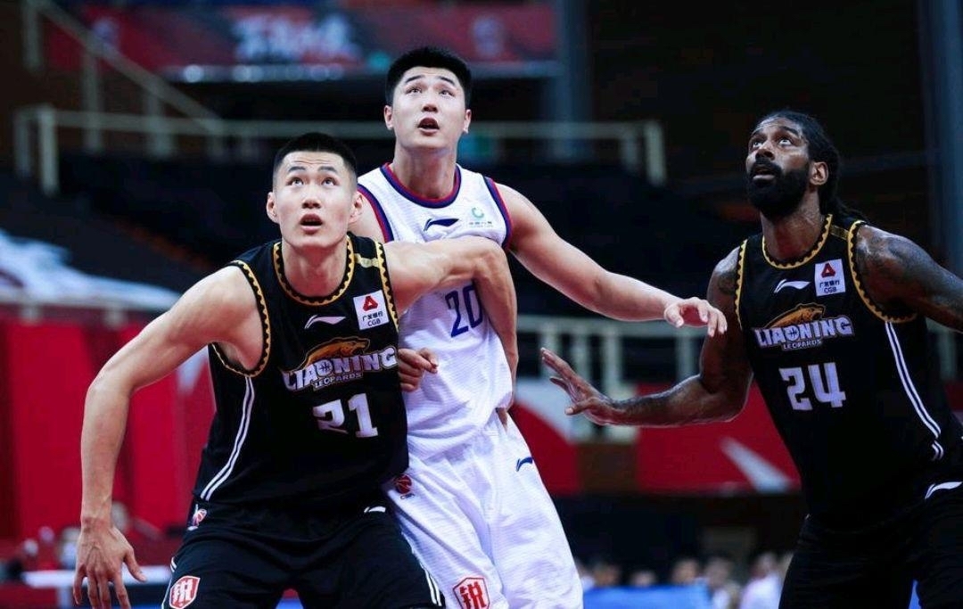 俞泽辰|抓住机会上位,辽宁男篮锋线15分10板坐稳第7人,3将给机会不中用