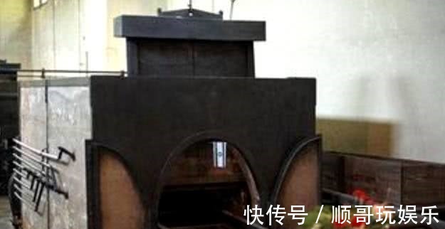 杨贵妃$绝世妙对,上联“早来晚来早晚都来”,下联道出人世心酸!