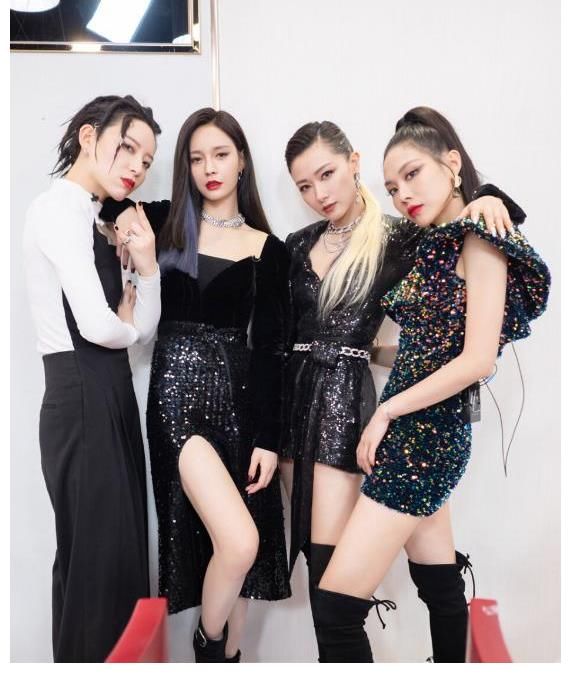 追哥|《披哥》完美售后，流量密碼還得看芒果臺(tái)，大灣區(qū)哥哥們團(tuán)綜來襲