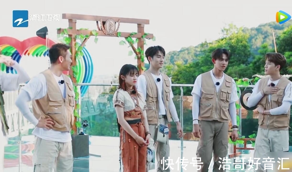 懲罰|黃旭熙和蔡徐坤的對話暗示了他在跑男無可替代的地位,難怪能常駐