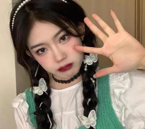 别再披头散发了!这3款发饰才够撩人