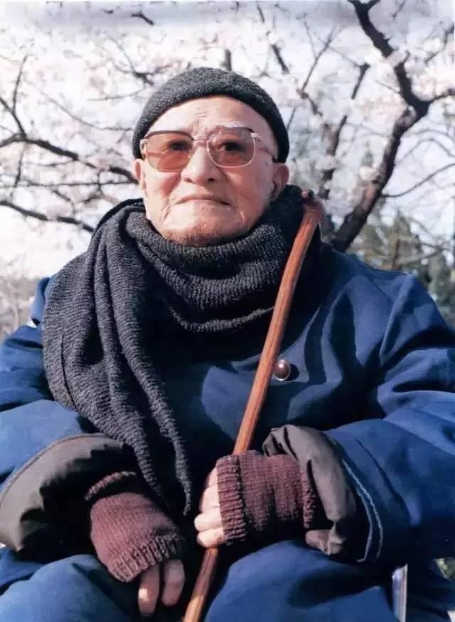 书法名家高二适,膜拜林散之书法,却嘲笑他写牌匾,究竟咋回事?