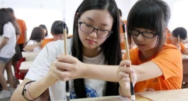 小七#理科状元考685分被清华录取,他酷爱书法,曾获全国书法大赛金奖