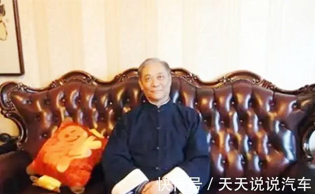 师父@张学津后事:全体徒弟跪拜高喊:“师父,我们都是您的儿子”