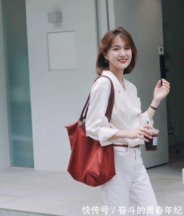 时髦 白色裤子怎么穿才够好看搭配上衬衫高级感满分,想不时髦不行!