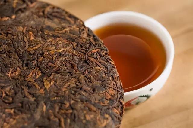  皇家薄片|黑茶是怎么制作完成的，它的制作工艺及品质特点是什么？