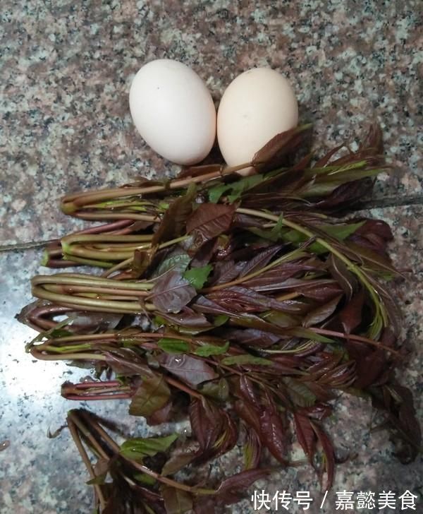 香椿炒鸡蛋|晚上经常失眠梦多,吃些它睡得香,3块钱1斤,一觉睡到大天亮