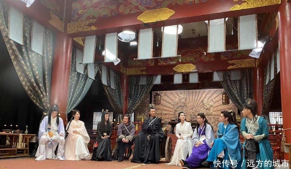 黄子韬 《萌探》第一期预告公开,孙红雷再现极挑本色,黄子韬杨紫被套路