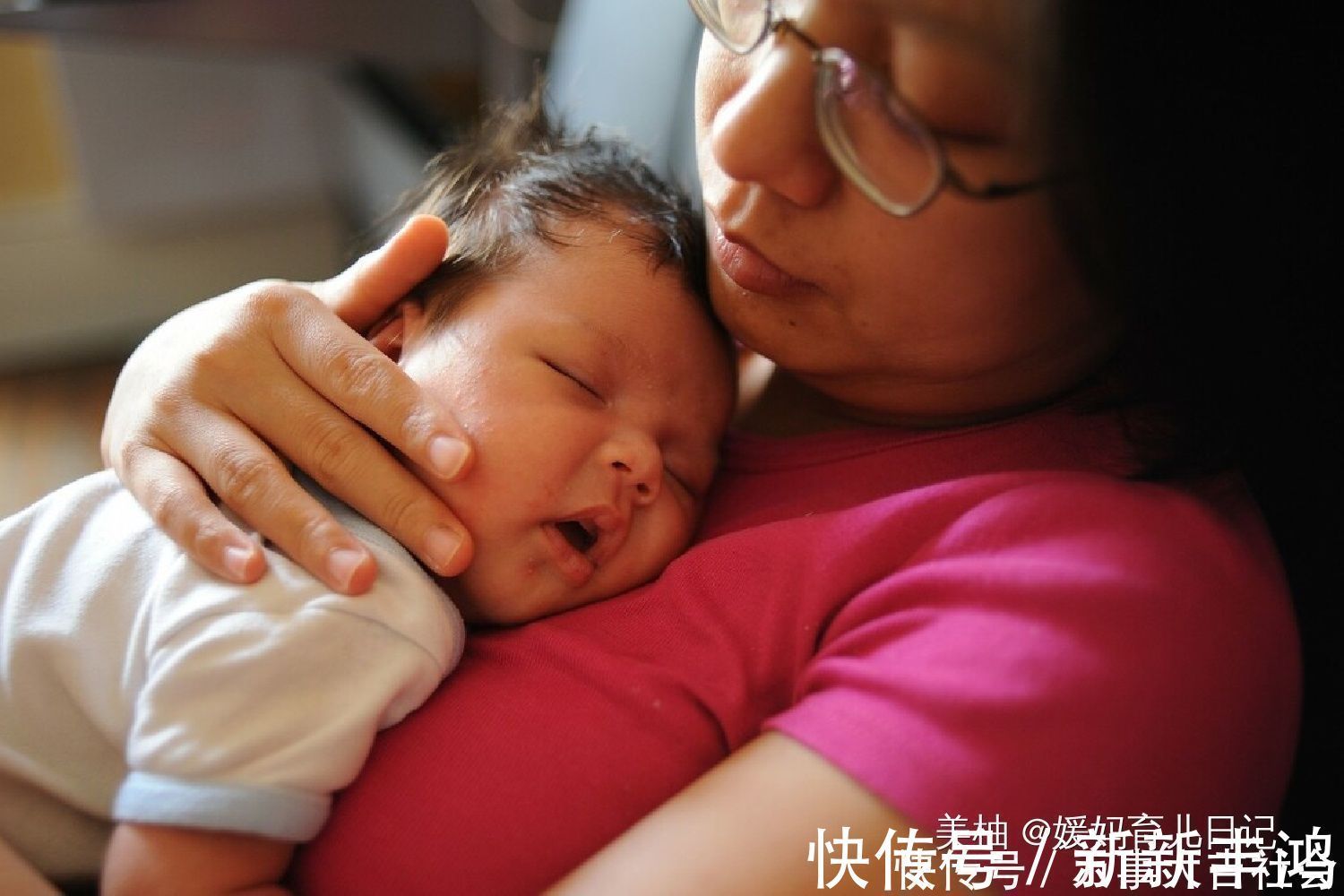 哭声|宝宝一到夜晚就哭闹，怎么都哄不好，五种可能，严重者可能要就医