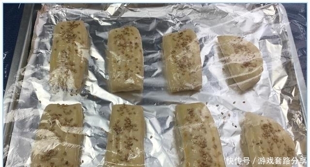 不用高筋面粉，不用揉出筋膜，一样做出好吃的面包