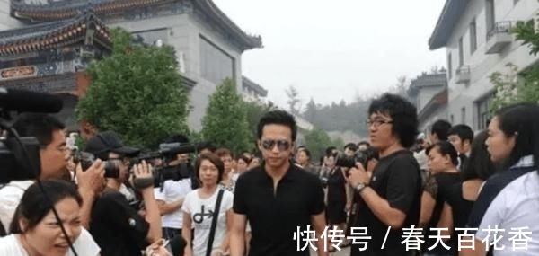 面馆|张国立的面馆火了!粉丝慕名点了一碗羊肉面,结账时你确定