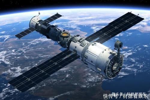 宇宙中没有空气，宇宙飞船是靠什么推动自己飞行的呢？