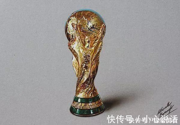 铅笔#颠覆你的认知,她用彩色铅笔画出的超写实画作,质感太赞了