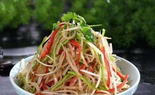 硝酸胺|转告爸妈:4种“隔夜菜”,一顿吃不完就扔了吧,别省了