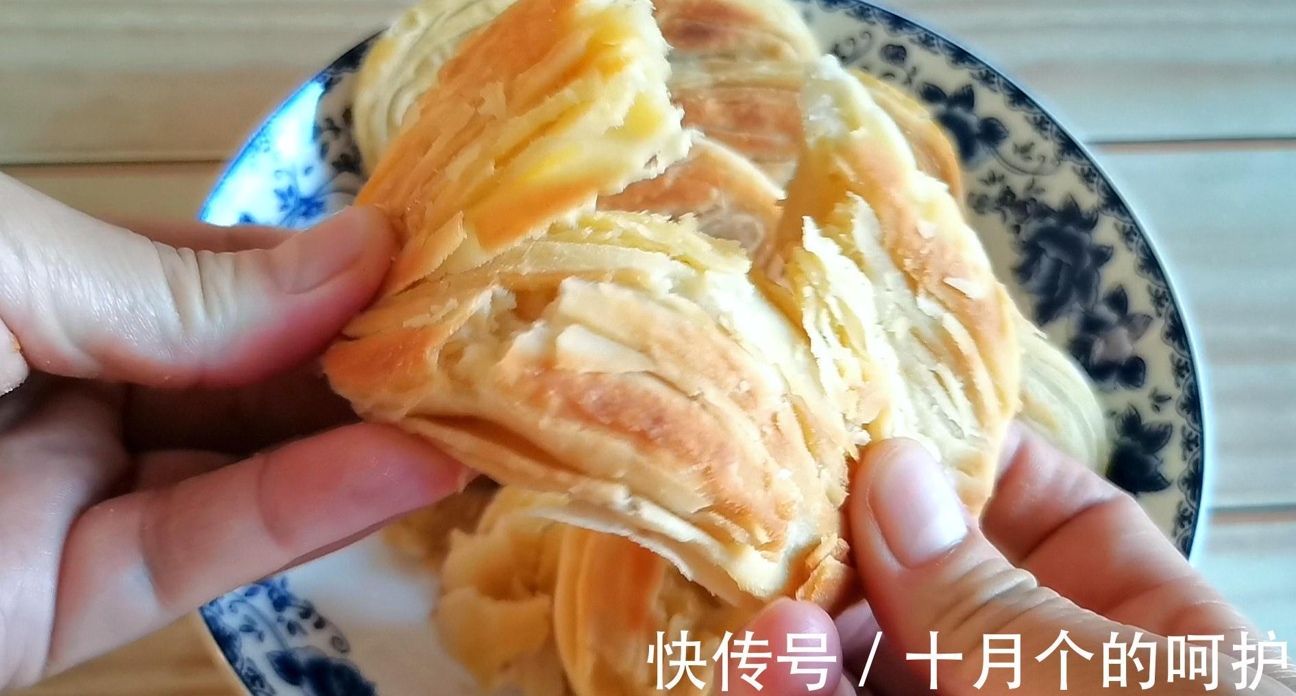 最简单的烧饼做法，又香又酥，吃一次还想吃