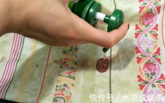 血渍|床单沾上血渍难清洗,只要拿它搓一搓,血渍全洗掉不留一点痕迹