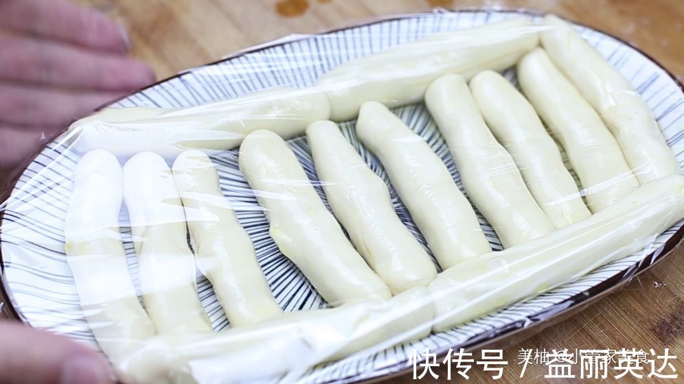 省时|韭菜馅饼学会这样做，不用发面省时省力又好吃，皮薄馅大凉了不硬