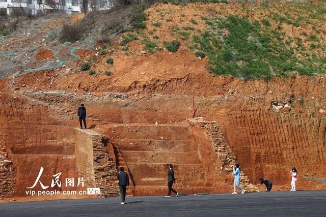 江西宜春发现古城墙遗址 考古专家判断或为全国现存最完整的唐代城墙