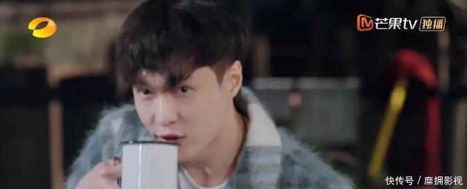 观众 《向往的生活》张艺兴表现广受好评,人设引起观众共鸣,获赞无数