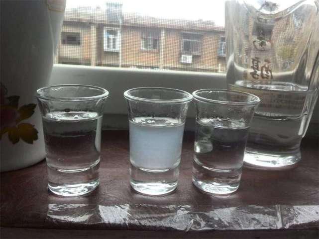 液态法|招待贵客时,酒瓶身上若有“这行字”,就别拿出来了,免得尴尬