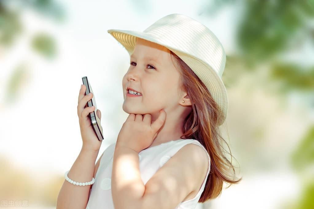 影响他们|到底要不要给孩子看手机? 掌握以下7招, 你心里就有答案了