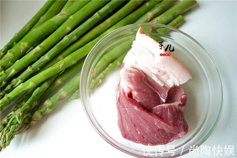 炒芦笋,直接下锅就错了!多加这一步,脆嫩爽口,超级下饭更下酒