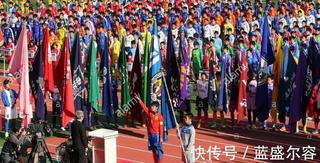 国足|看完国足和日本的比赛才明白米卢的名言,为荣誉拼命才是唯一出路!