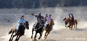 风沙漫漫何所惧，绣垄千顷梦成真