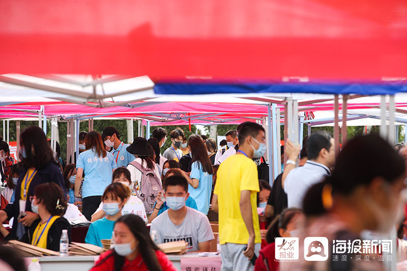 朝气蓬勃！实拍山东工商学院“小萌新”报到现场|图集 | 小萌