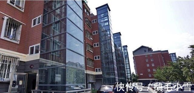 上下楼|旧小区房加电梯,一楼老人站出来反对,直言“不同意、不要补偿”