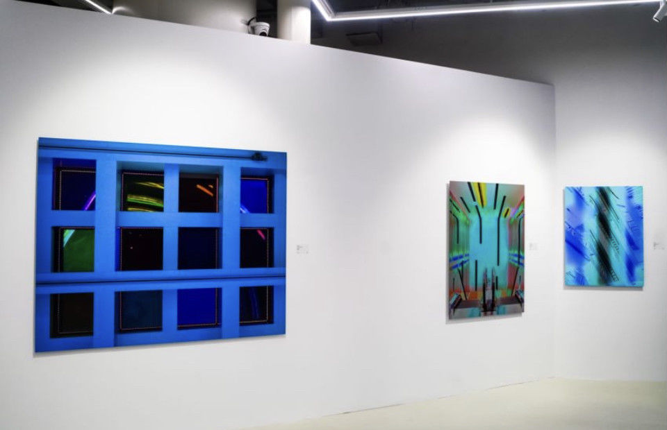 艺术家|与机械臂握手？沪上展览为“保持社交距离”提供艺术启示
