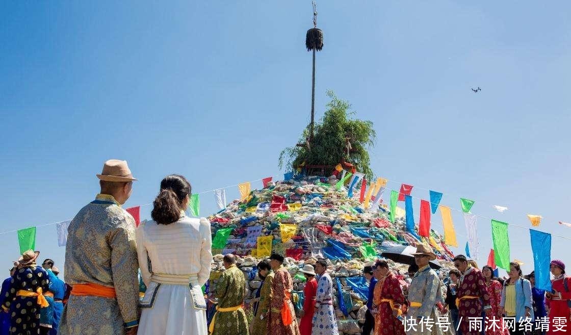  《敖包相会》的敖包是蒙古包吗？这可能是外族人常有的误会