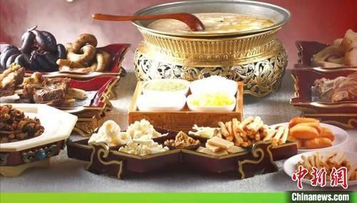 锡林郭勒蒙餐早茶文化:用“豪横”美食道“早安”