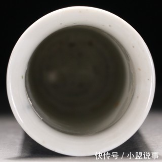 青花!清,光绪年制青花小筒瓶